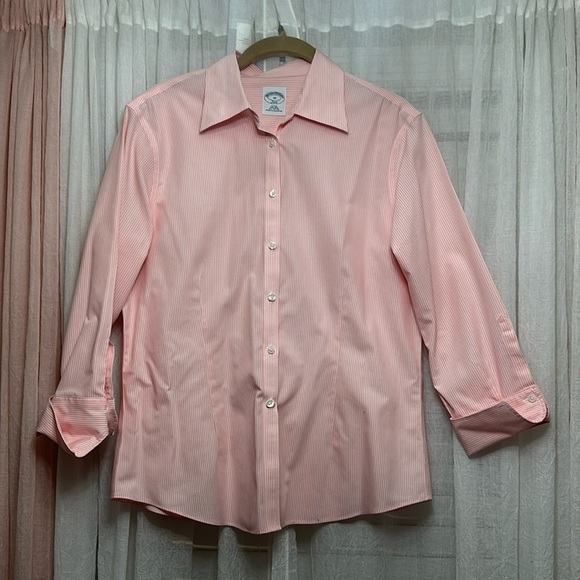 NWOT Brooks Brothers 10 Fitted Non-Iron Pink & White Stripe Item#4B - Picture 1 of 5